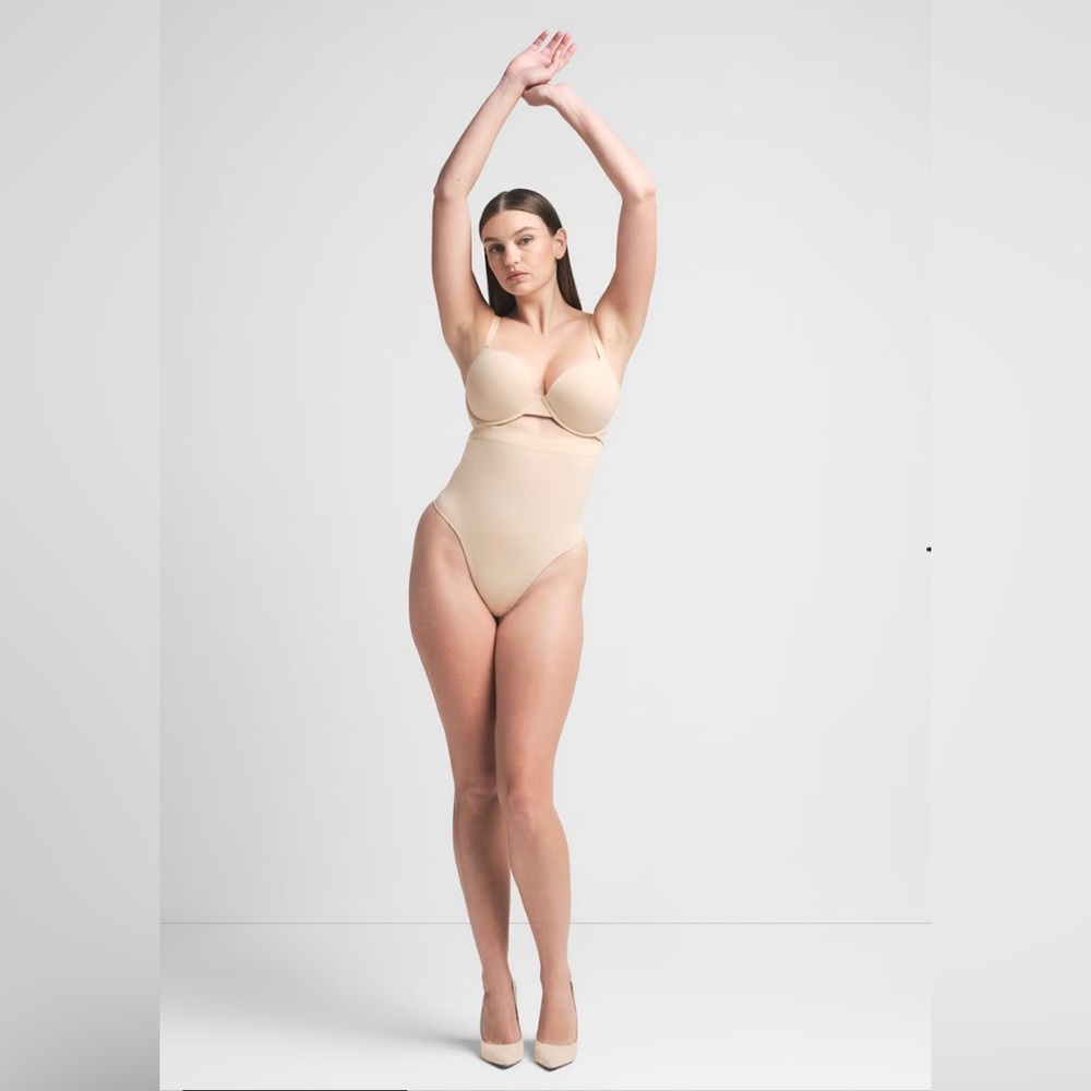SKIMS Seamless Sculpt High Waisted Thong